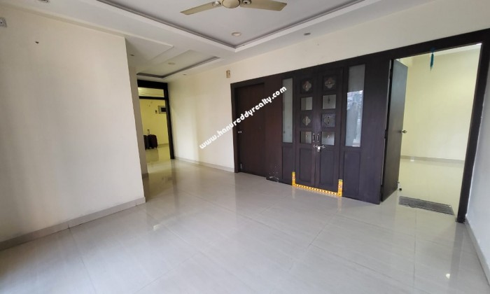 3 BHK Flat for Rent in L B colony